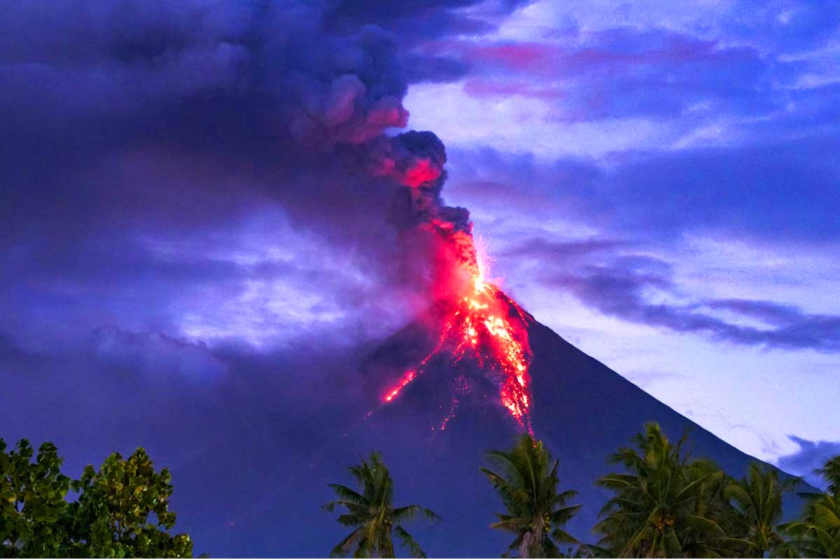  Mayon Volcano
